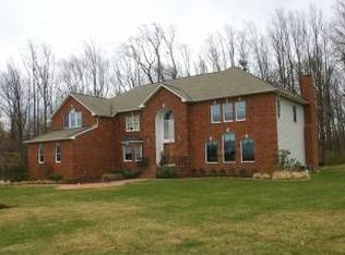 29 Lance Rd, Lebanon, NJ 08833