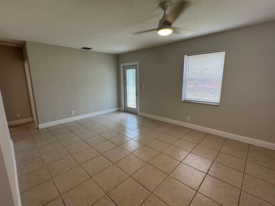 1st image of 1508 NW 1st Ave #1