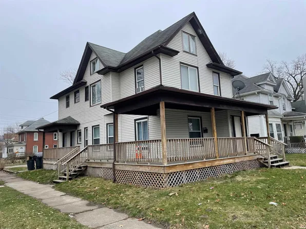 1402 Miami St, South Bend, IN 46613