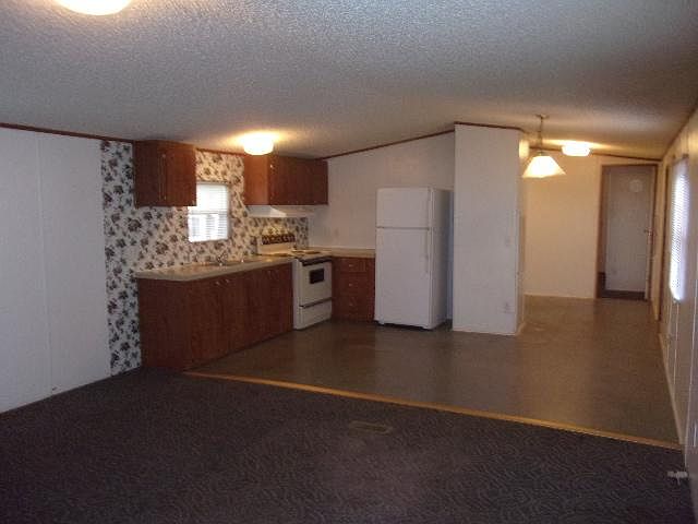 2nd image of 3535 Roberts Ave Lot 256