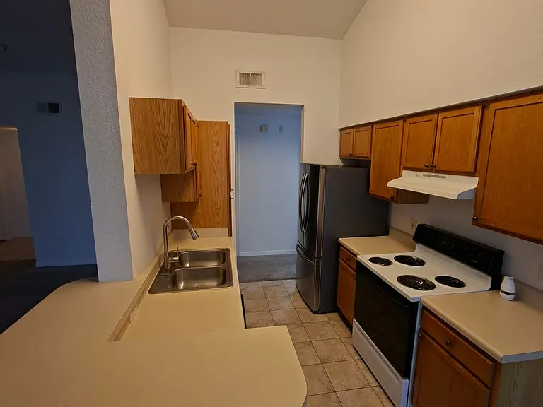 7915 Preserve Cir #234 — Photo 29