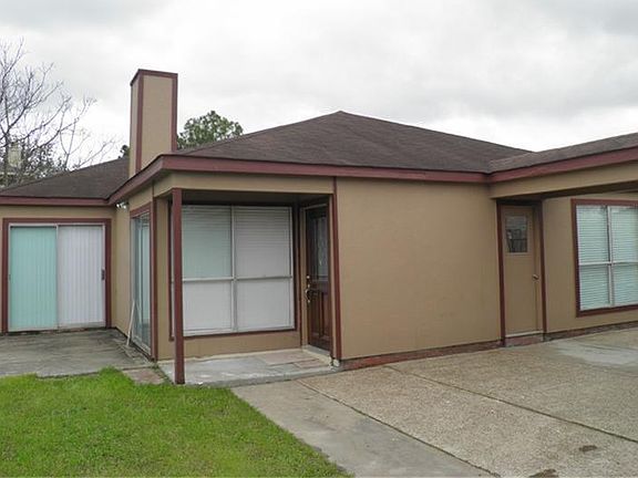 3rd image of 10615 Sashay Dr