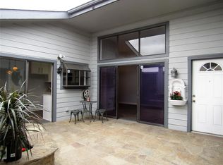 610 Bellaire Dr APT D, Hurst, TX 76053