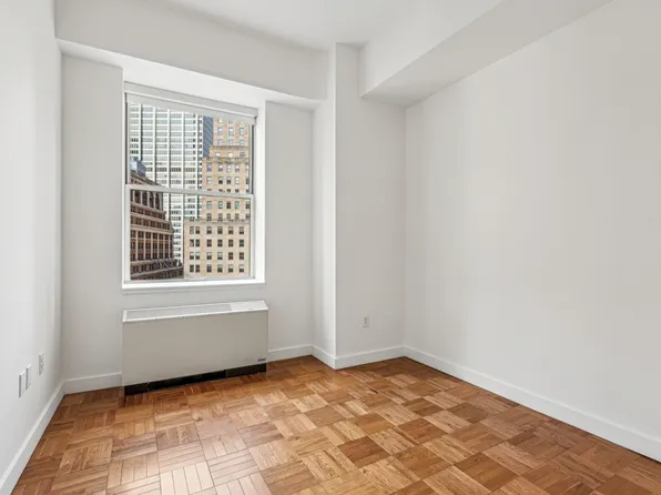 20 Exchange Place image 4 of 25