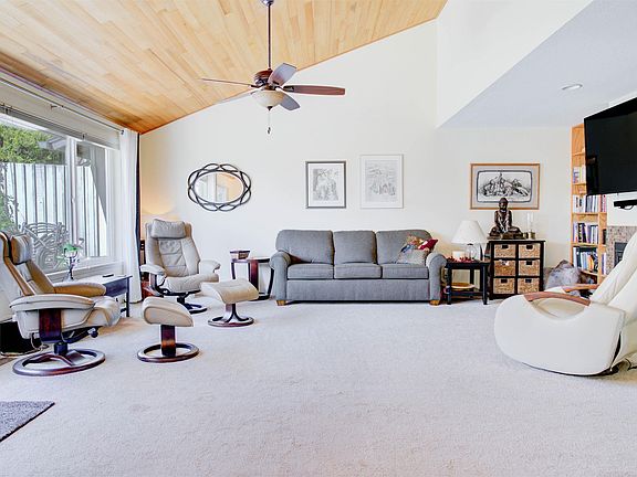 5th image of 501 N Yelm St #501