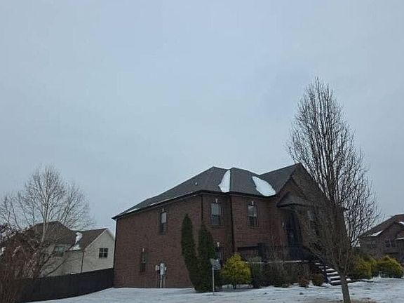 3rd image of 261 Fantasia Way