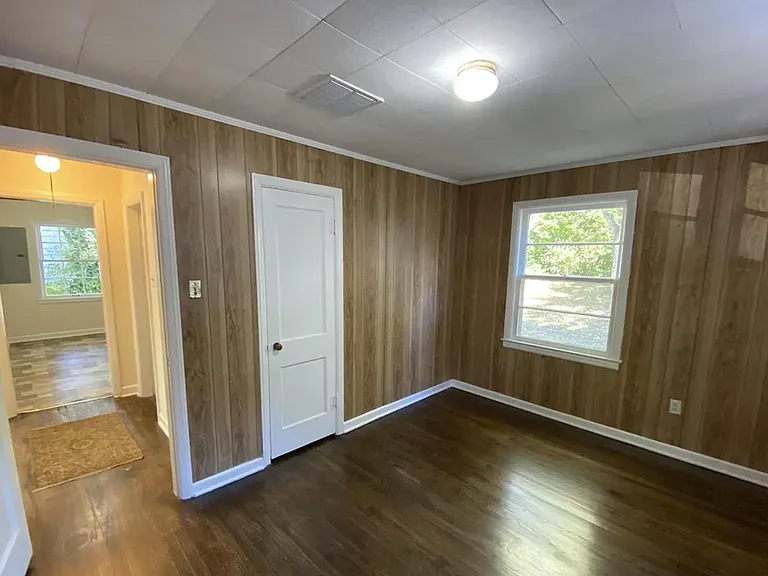 1320 N Sunrise Dr — Photo 5