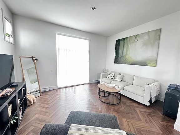 5th image of 15828 27th Ave #8