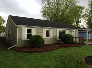 527 Ridgelawn St, Crown Point, IN 46307