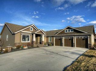 17714 E Galaxy Ln, Greenacres, WA 99016