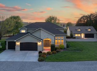 22304 S Spruce St, Kennewick, WA 99337