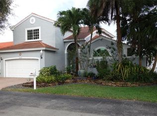 3243 NW 22nd Ave, Oakland Park, FL 33309