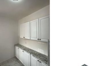 90-39 148th St #4D, Jamaica, NY 11435