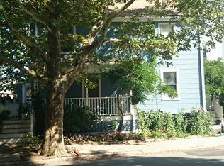 52 Kendall St, Brookline, MA 02445