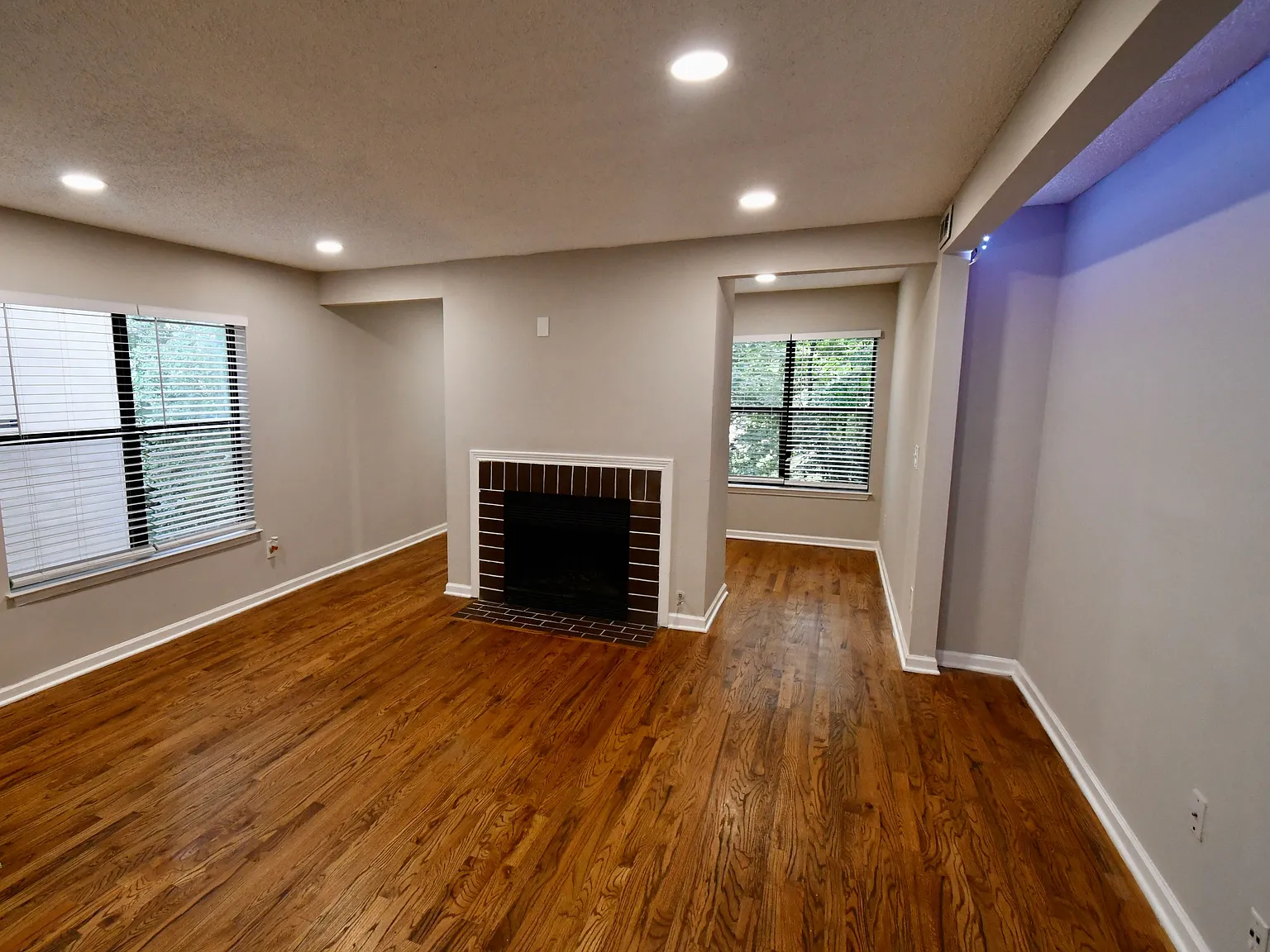 3 bed, 1400 sqft, $1,895 — Photo 3