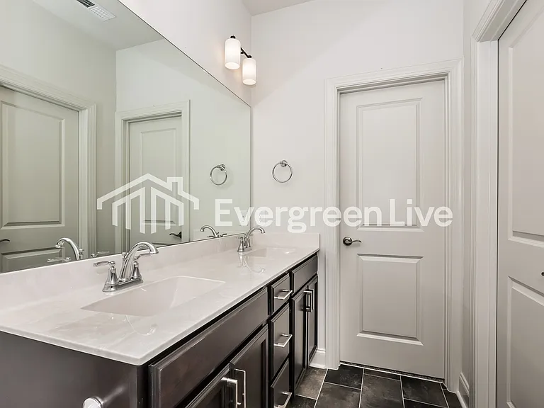 730 Elkins Dr — Photo 15