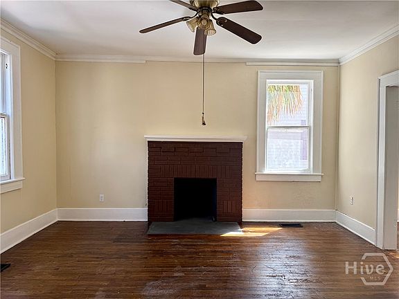 3rd image of 627 W 39th Street