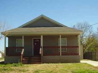 1571 N San Marcos St, Seguin, TX 78155