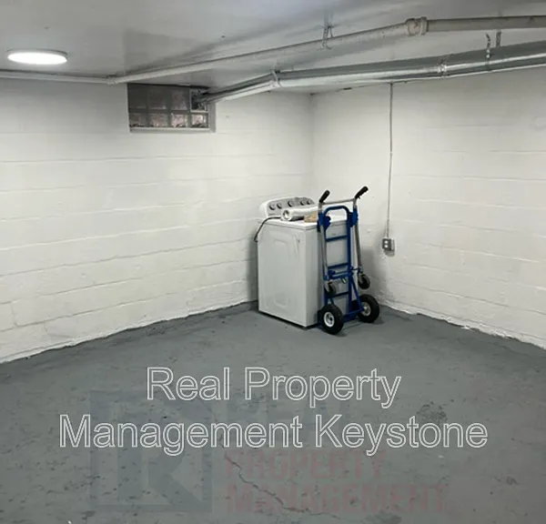 307 Greenlee Rd — Photo 4