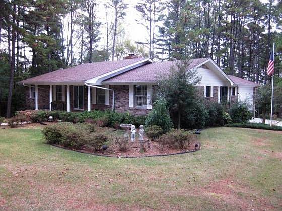 1st image of 911 Rolling Hills Dr