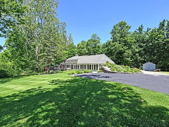 2nd image of 11344 Melissa Ct