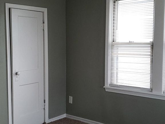 5th image of 717 N Pennsylvania Ave
