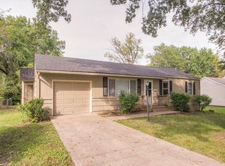 8818 E 80th Ter, Raytown, MO 64138