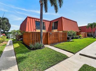 3157 Meridian Way S #A, Palm Beach Gardens, FL 33410