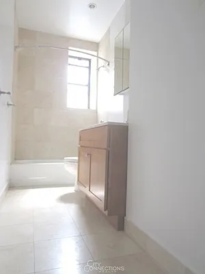 Rented by City Connections Realty | media 36