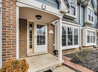 911 Washington St, Glenview, IL
