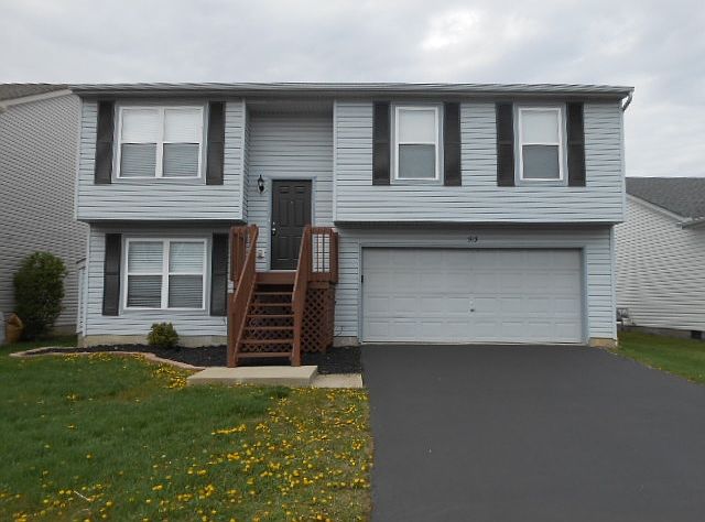 1st image of 513 McPherson Dr