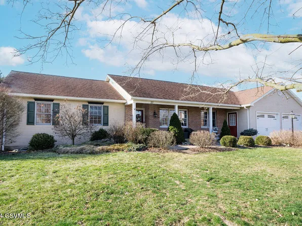 27 Baylor Blvd, Lewisburg, PA 17837