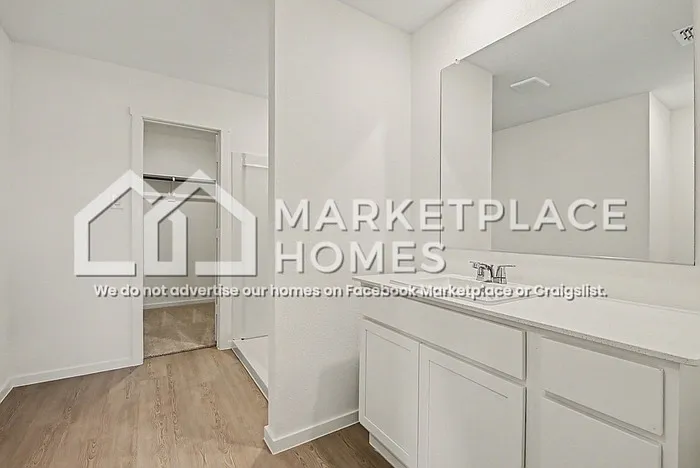10749 Revolver Dr — Photo 14