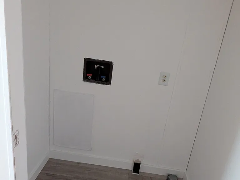 105 Wellington Dr — Photo 9