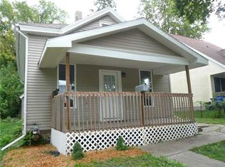 1128 10th St SE, Cedar Rapids, IA 52401
