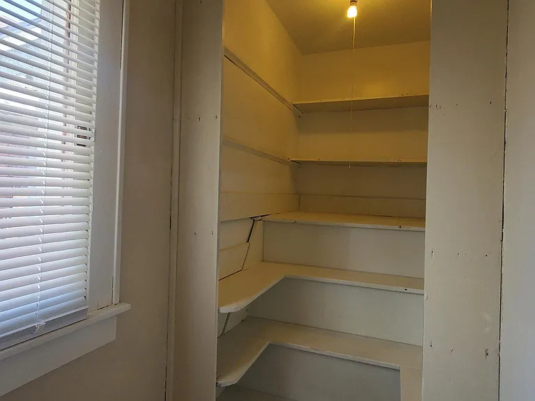 3345 Hogarth Ave #2 — Photo 14