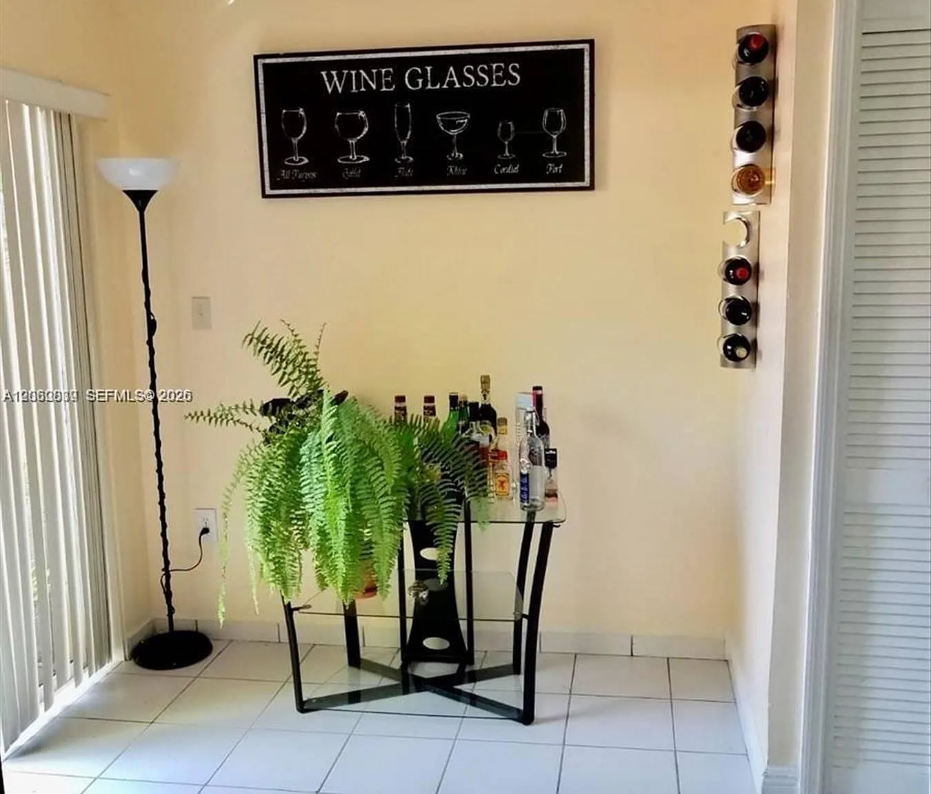 2 bed, 2.5 bath, 1100 sqft, $2,600 — Photo 4
