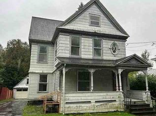 14 Scott St, Oxford, NY 13830