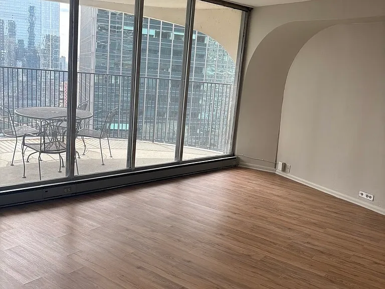 300 N State St #3601 — Photo 3