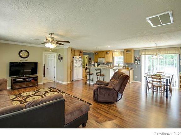2nd image of 161 Serene Meadow Trl