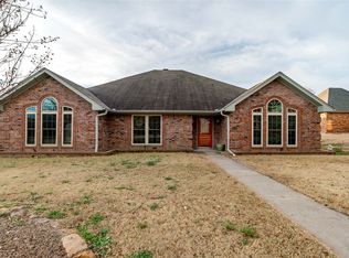 4110 Oleander St, Paris, TX 75462