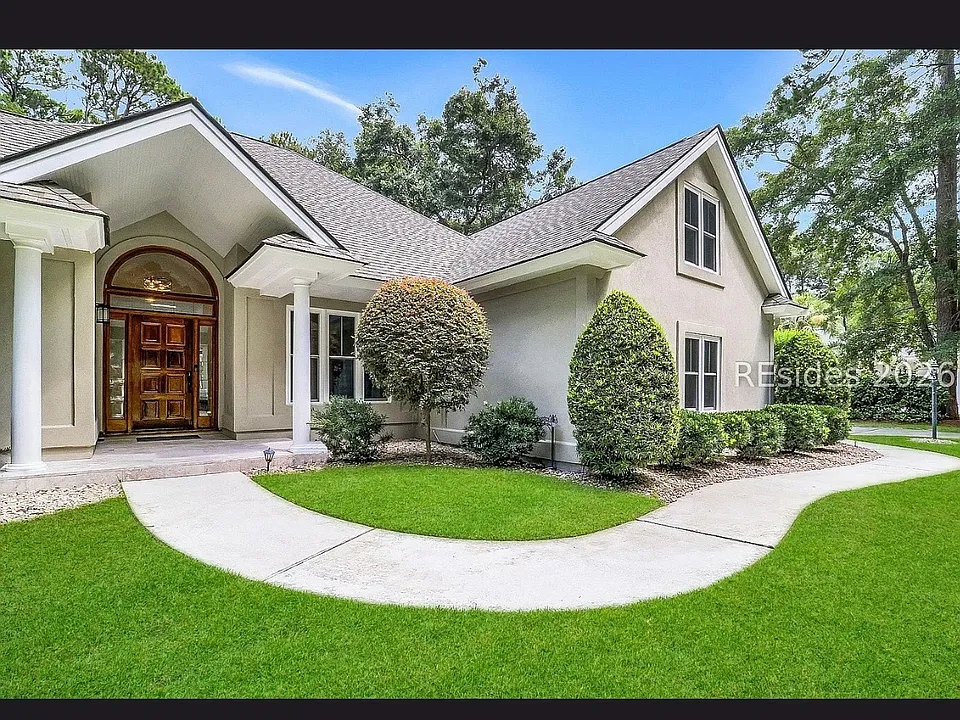 68 Wedgefield Dr