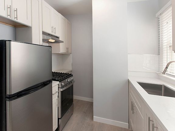 3rd image of 2888 16th St #2
