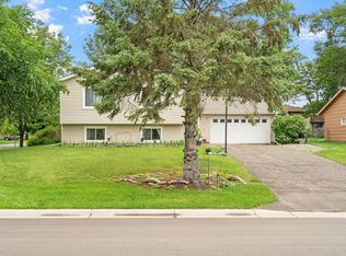 641 127th Ln NE, Blaine, MN 55434