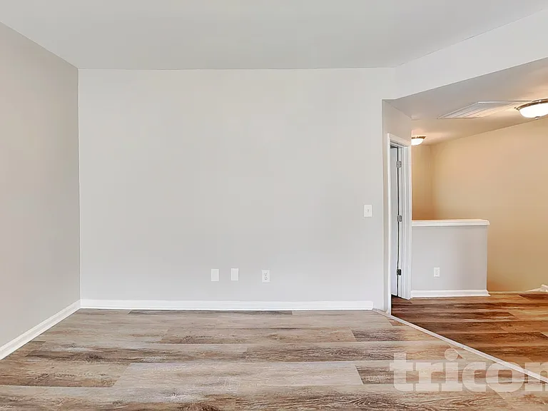 7427 Balancing Rock Ct — Photo 15