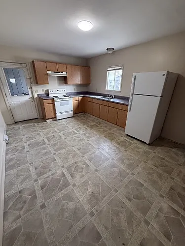 134 W Main St #103 Photo 1