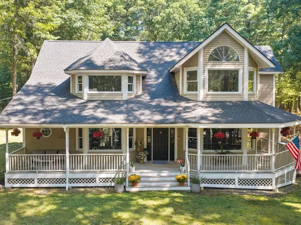 64 Leslie Rd, Rowley, MA 01969