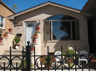 3347 S Racine Ave, Chicago, IL 60608