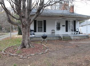 1001 Ellis St, Paducah, KY 42001