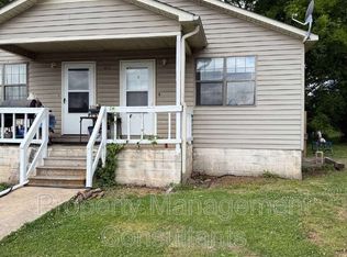 403 Austin Ave #B, Sheffield, AL 35660